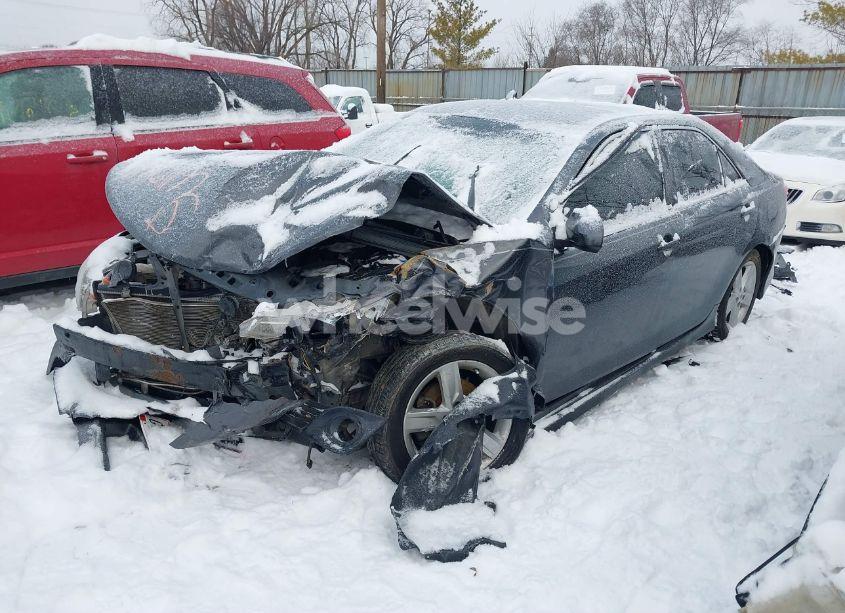 Photo 2 of 2012 Toyota Camry SE (VIN 4T1BF1FK5CU601712)