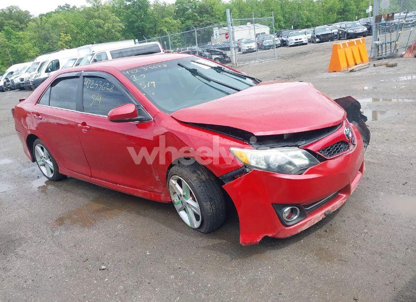 2012 Toyota Camry SE (VIN 4T1BF1FK5CU611639) main photo