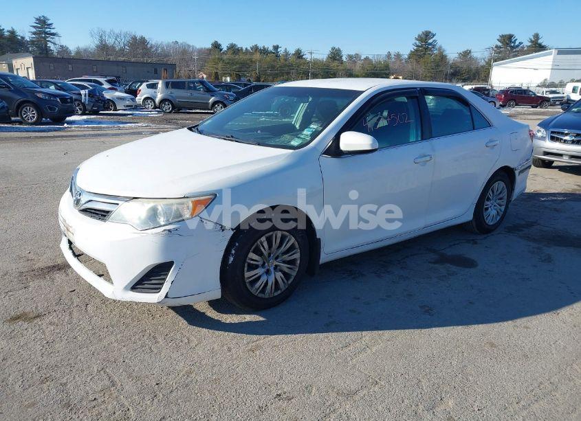 Photo 2 of 2012 Toyota Camry L (VIN 4T1BF1FK5CU616114)
