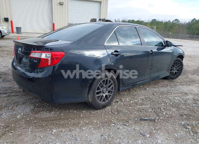 Photo 4 of 2013 Toyota Camry SE (VIN 4T1BF1FK5DU212053)