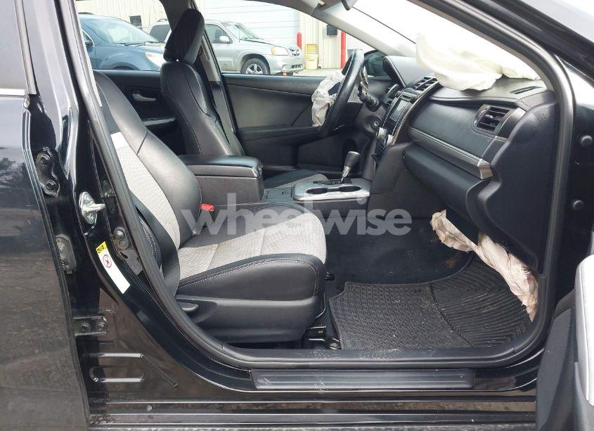 Photo 5 of 2013 Toyota Camry SE (VIN 4T1BF1FK5DU212053)