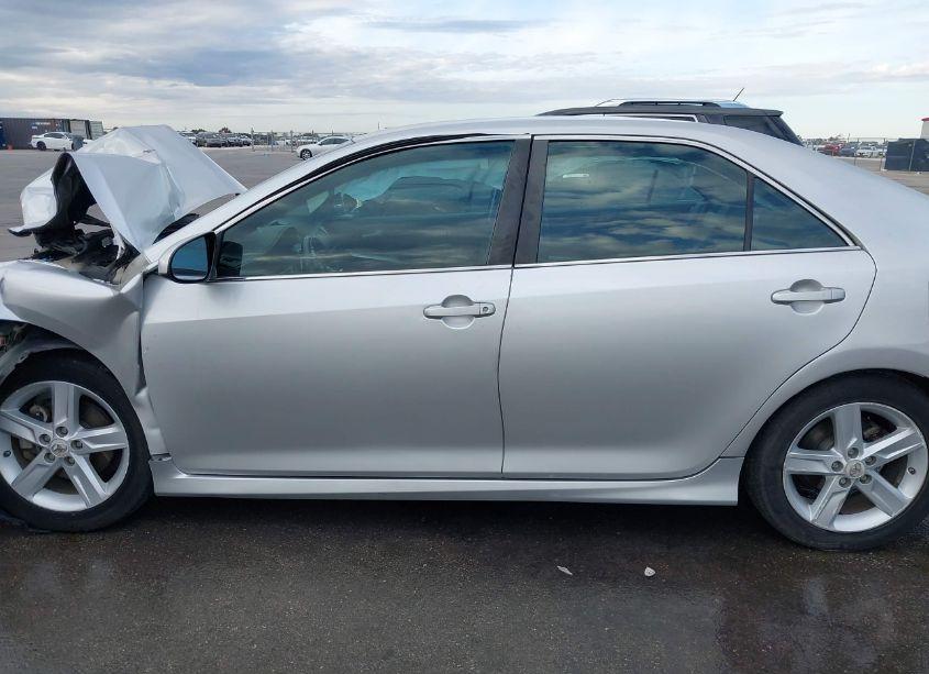 Photo 14 of 2013 Toyota Camry SE (VIN 4T1BF1FK5DU214112)