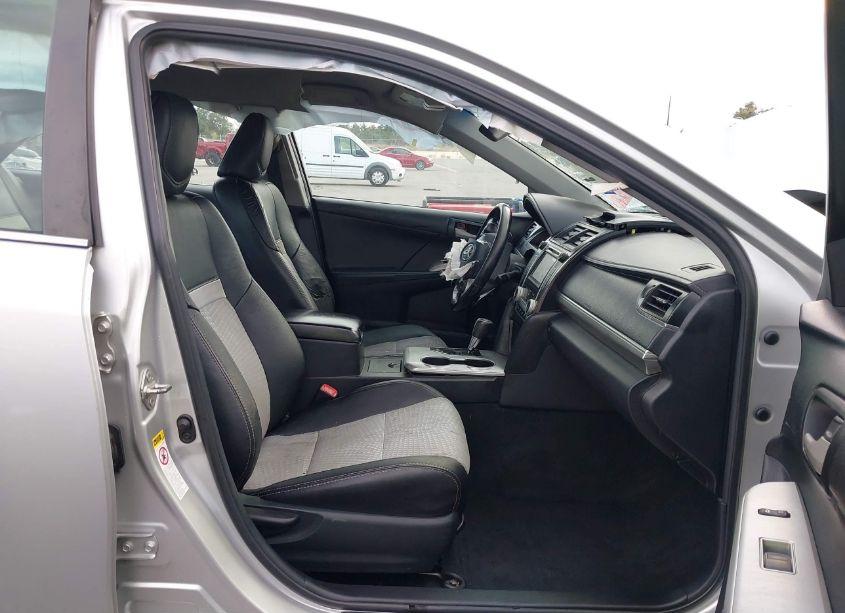 Photo 5 of 2013 Toyota Camry SE (VIN 4T1BF1FK5DU214112)