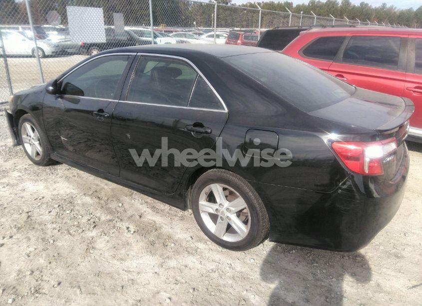 Photo 3 of 2013 Toyota Camry SE (VIN 4T1BF1FK5DU234599)