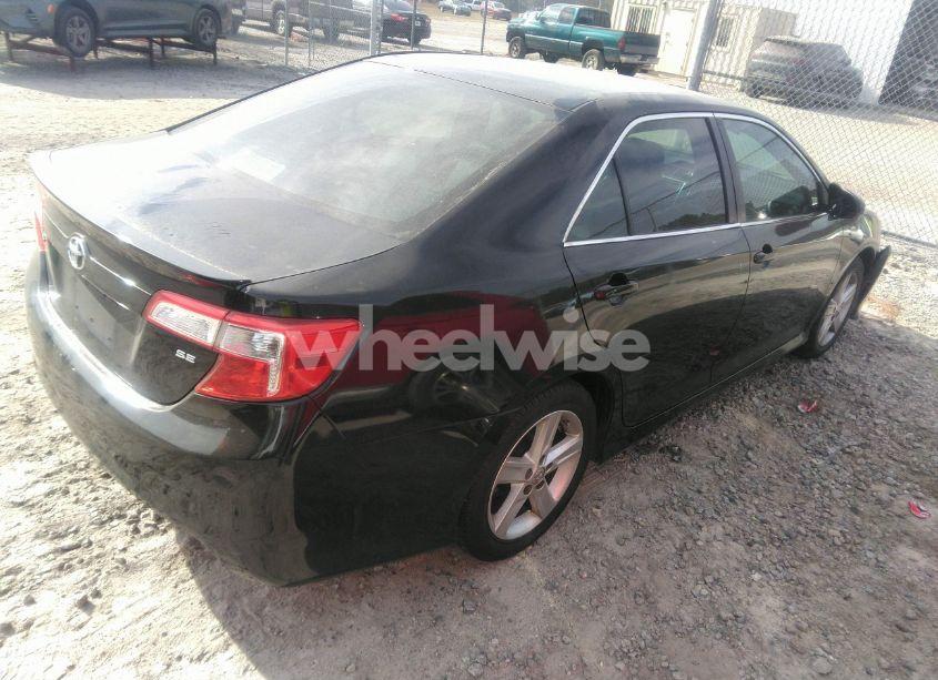 Photo 4 of 2013 Toyota Camry SE (VIN 4T1BF1FK5DU234599)