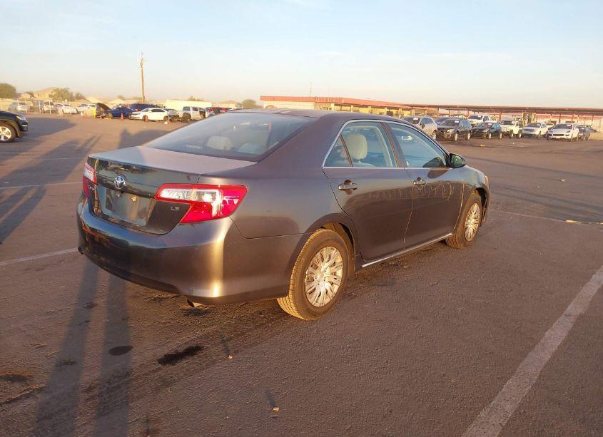 Photo 4 of 2013 Toyota Camry LE (VIN 4T1BF1FK5DU238944)