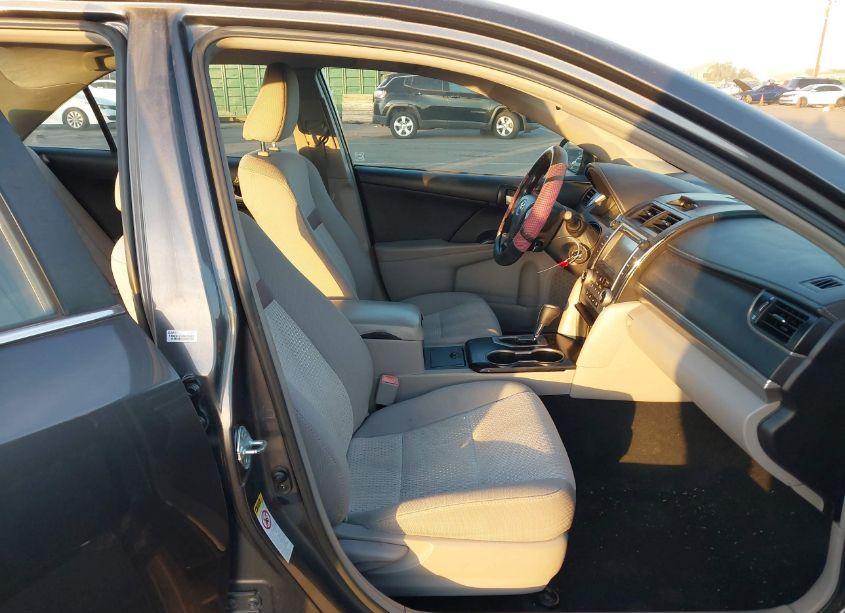 Photo 5 of 2013 Toyota Camry LE (VIN 4T1BF1FK5DU238944)