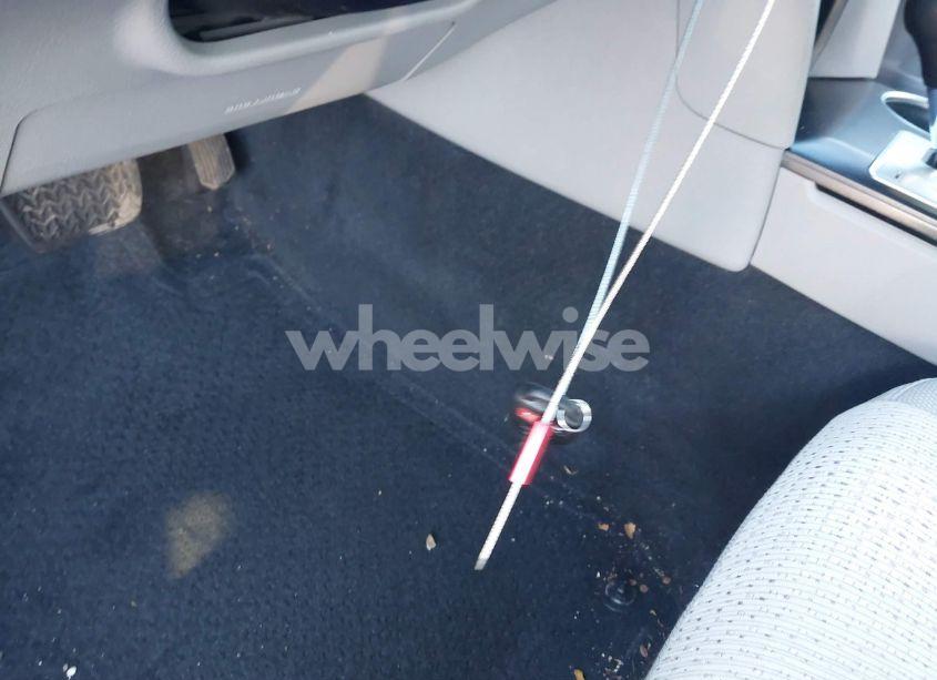 Photo 11 of 2013 Toyota Camry LE (VIN 4T1BF1FK5DU241097)