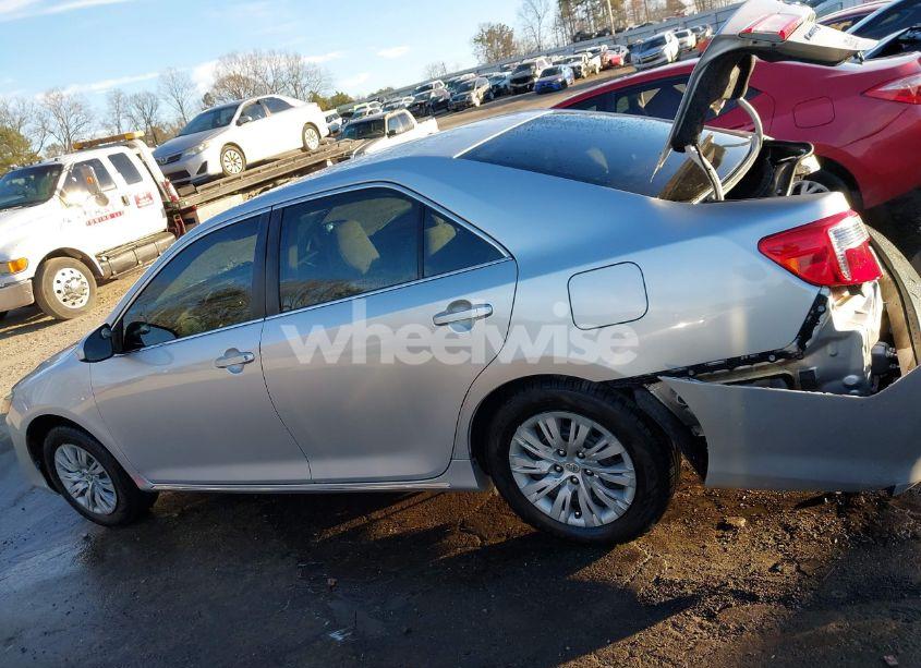 Photo 14 of 2013 Toyota Camry LE (VIN 4T1BF1FK5DU241097)
