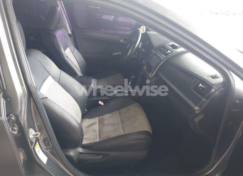 Photo 5 of 2013 Toyota Camry SE (VIN 4T1BF1FK5DU261382)