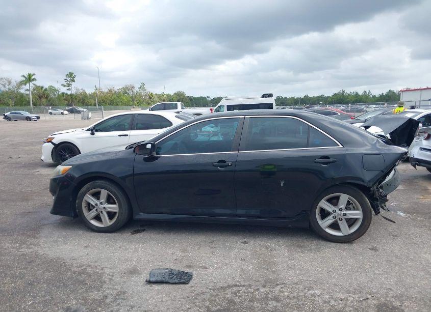 Photo 15 of 2013 Toyota Camry SE (VIN 4T1BF1FK5DU265948)