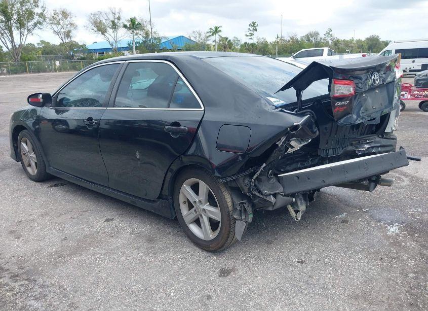 Photo 3 of 2013 Toyota Camry SE (VIN 4T1BF1FK5DU265948)