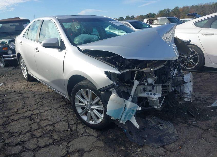 2013 Toyota Camry XLE (VIN 4T1BF1FK5DU267246) main photo
