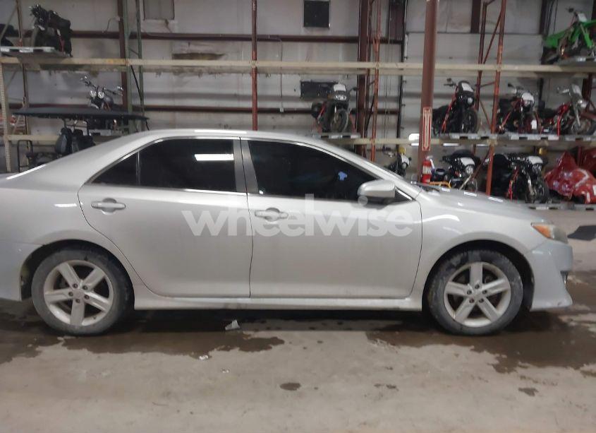 Photo 13 of 2013 Toyota Camry SE (VIN 4T1BF1FK5DU269563)