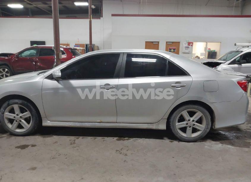 Photo 14 of 2013 Toyota Camry SE (VIN 4T1BF1FK5DU269563)