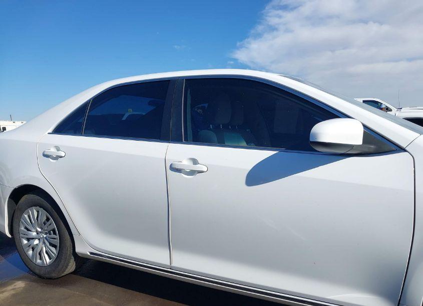 Photo 14 of 2013 Toyota Camry LE (VIN 4T1BF1FK5DU277114)