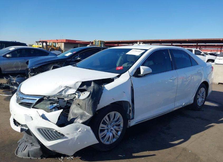 Photo 2 of 2013 Toyota Camry LE (VIN 4T1BF1FK5DU277114)