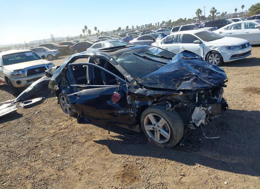 2013 Toyota Camry SE (VIN 4T1BF1FK5DU282362) main photo