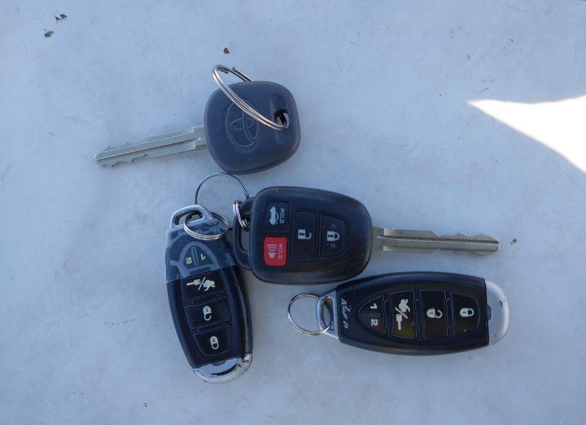 Photo 11 of 2013 Toyota Camry SE (VIN 4T1BF1FK5DU282362)