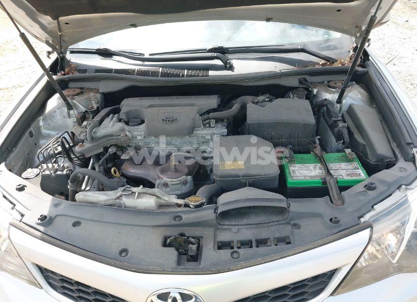 Photo 10 of 2013 Toyota Camry SE (VIN 4T1BF1FK5DU282734)