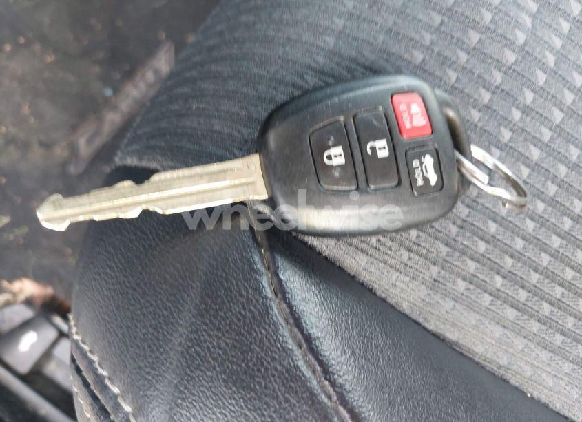 Photo 11 of 2013 Toyota Camry SE (VIN 4T1BF1FK5DU282734)