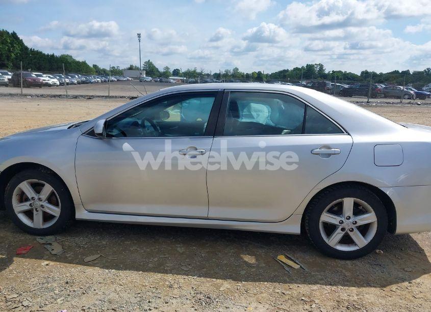 Photo 14 of 2013 Toyota Camry SE (VIN 4T1BF1FK5DU282734)