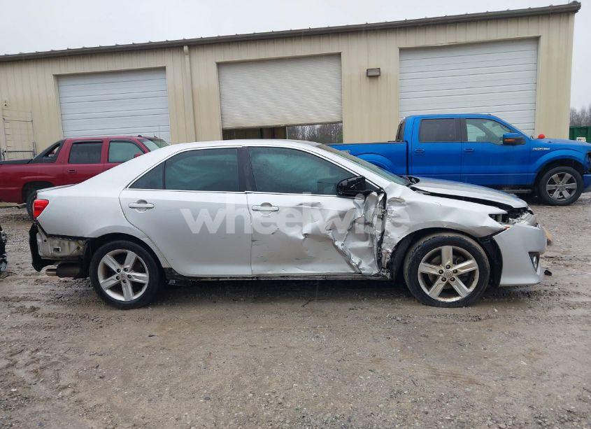 Photo 14 of 2013 Toyota Camry SE (VIN 4T1BF1FK5DU284788)