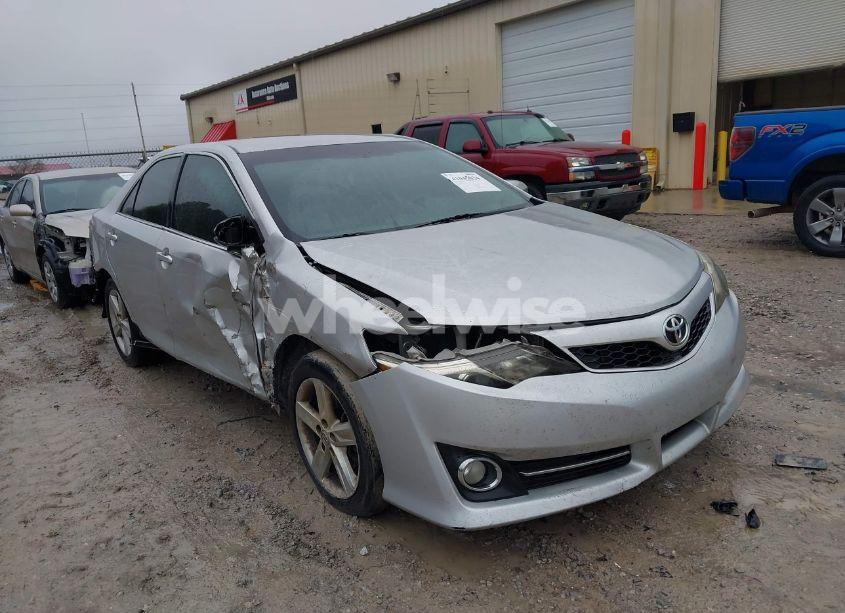 Photo 6 of 2013 Toyota Camry SE (VIN 4T1BF1FK5DU284788)