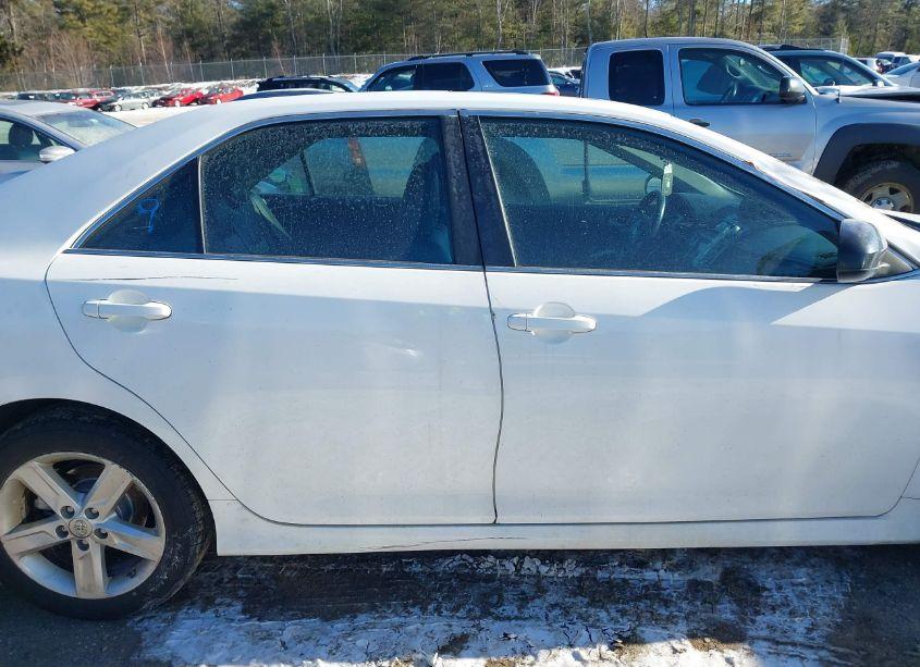 Photo 13 of 2013 Toyota Camry SE (VIN 4T1BF1FK5DU288842)