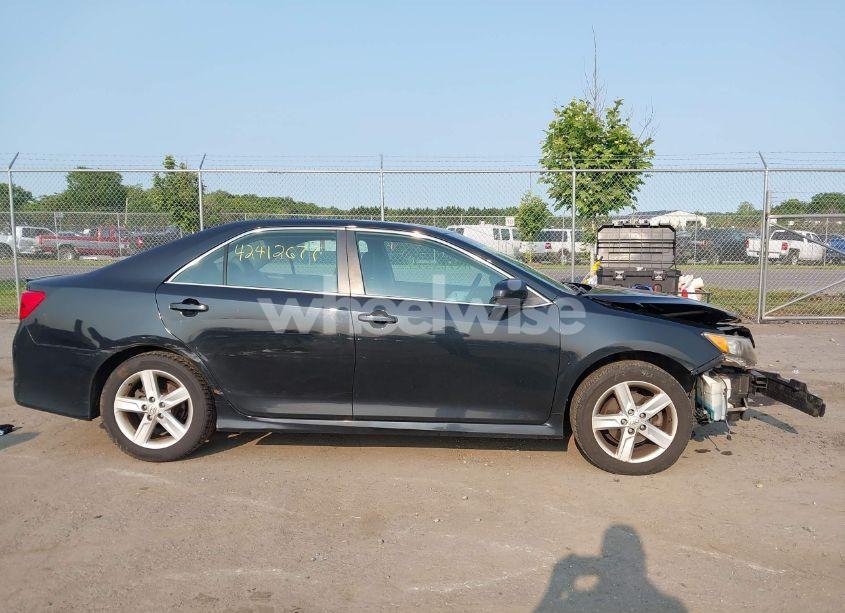 Photo 14 of 2013 Toyota Camry SE (VIN 4T1BF1FK5DU294897)
