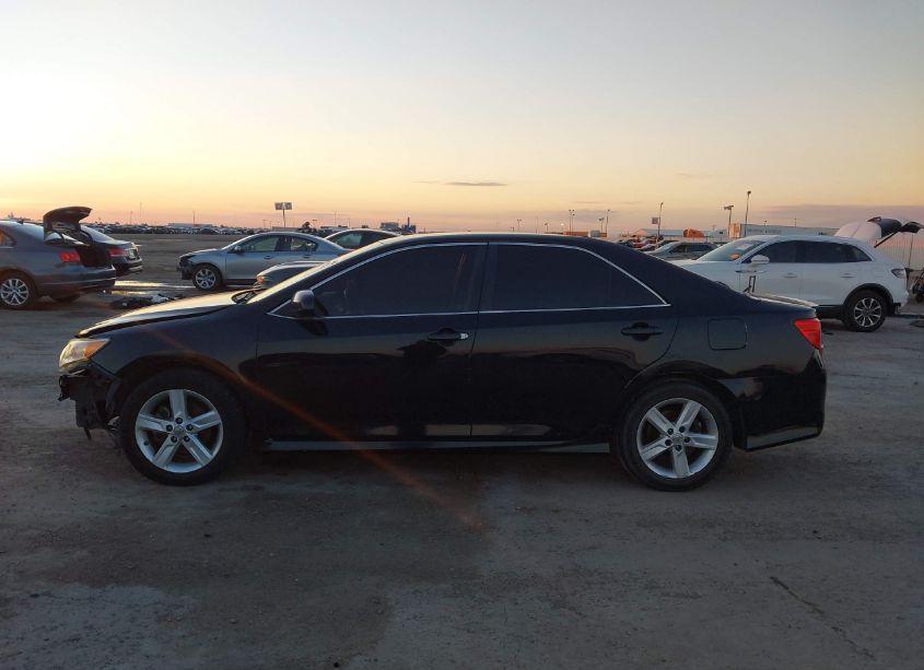 Photo 15 of 2013 Toyota Camry SE (VIN 4T1BF1FK5DU295337)