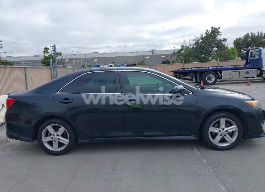 Photo 13 of 2013 Toyota Camry SE (VIN 4T1BF1FK5DU639684)