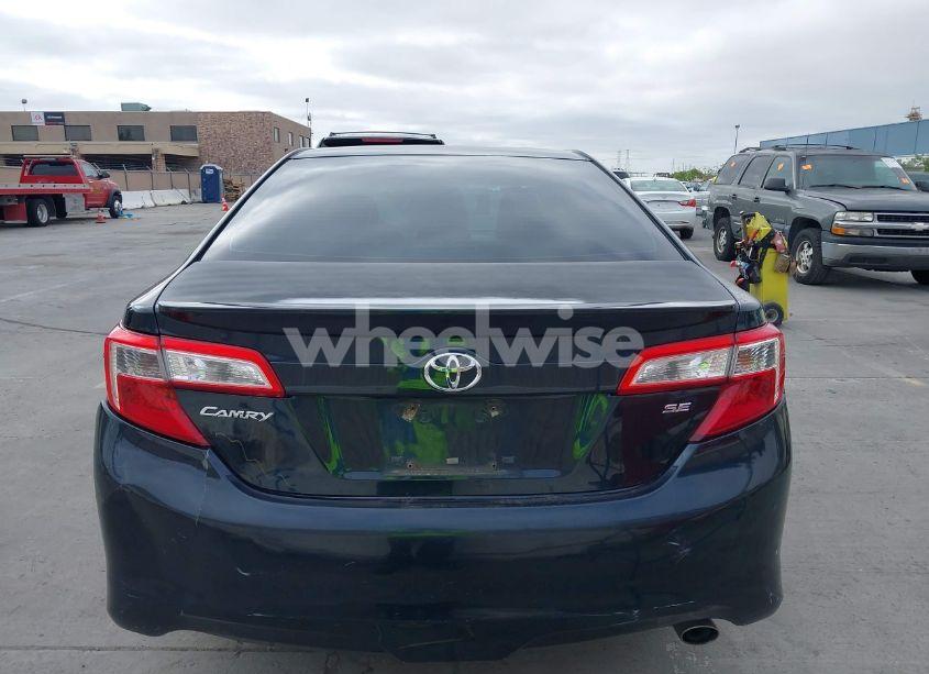 Photo 16 of 2013 Toyota Camry SE (VIN 4T1BF1FK5DU639684)