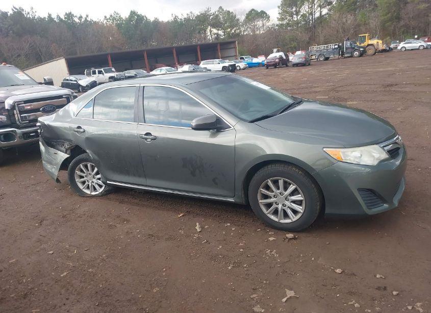 Photo 13 of 2013 Toyota Camry LE (VIN 4T1BF1FK5DU658459)