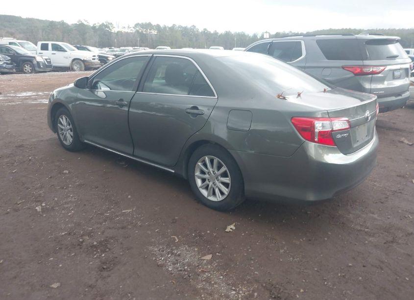 Photo 3 of 2013 Toyota Camry LE (VIN 4T1BF1FK5DU658459)