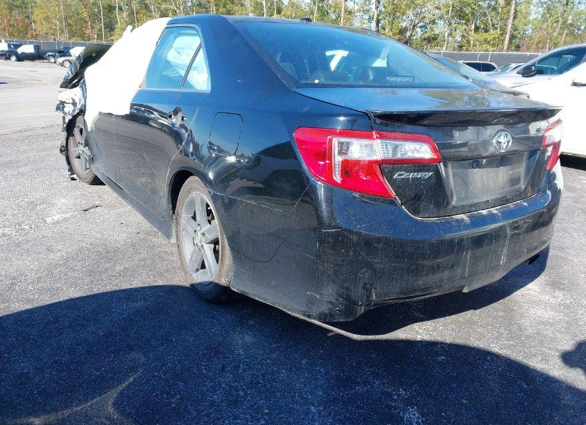 Photo 3 of 2013 Toyota Camry SE (VIN 4T1BF1FK5DU662494)