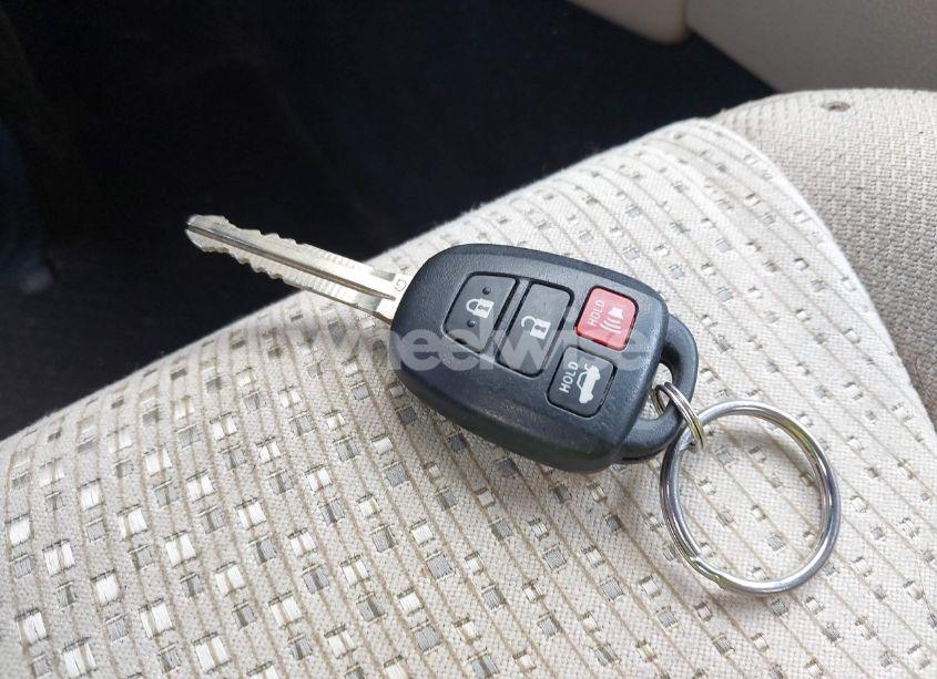 Photo 11 of 2013 Toyota Camry LE (VIN 4T1BF1FK5DU667923)