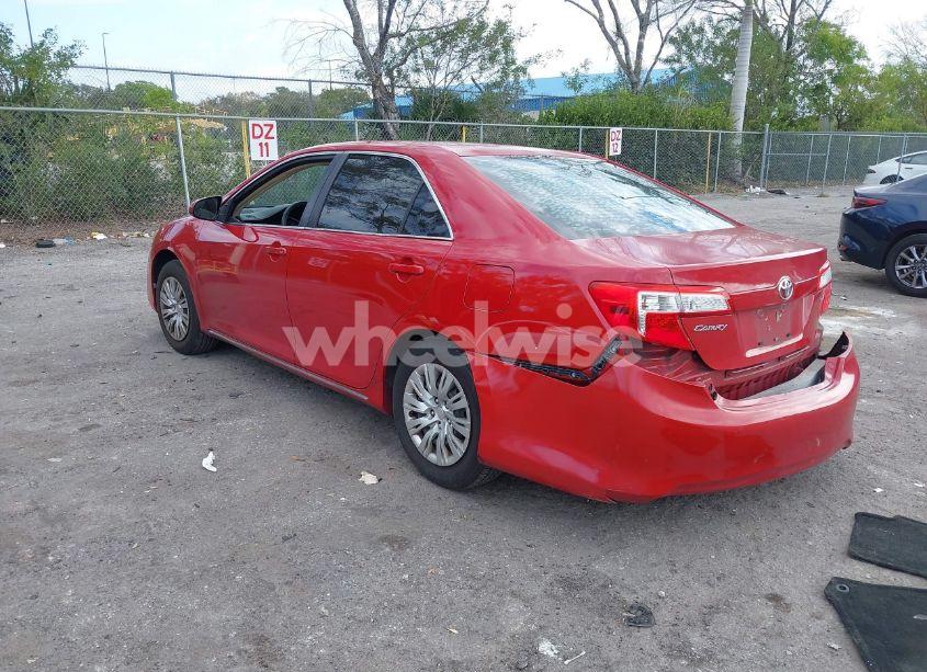 Photo 3 of 2013 Toyota Camry LE (VIN 4T1BF1FK5DU667923)