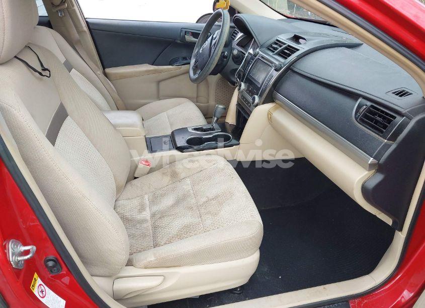 Photo 5 of 2013 Toyota Camry LE (VIN 4T1BF1FK5DU667923)