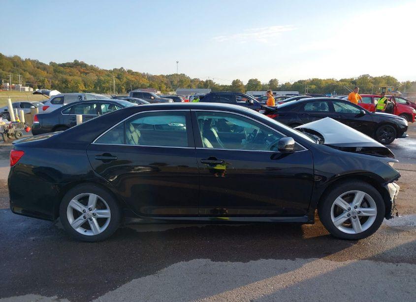 Photo 14 of 2013 Toyota Camry SE (VIN 4T1BF1FK5DU677822)