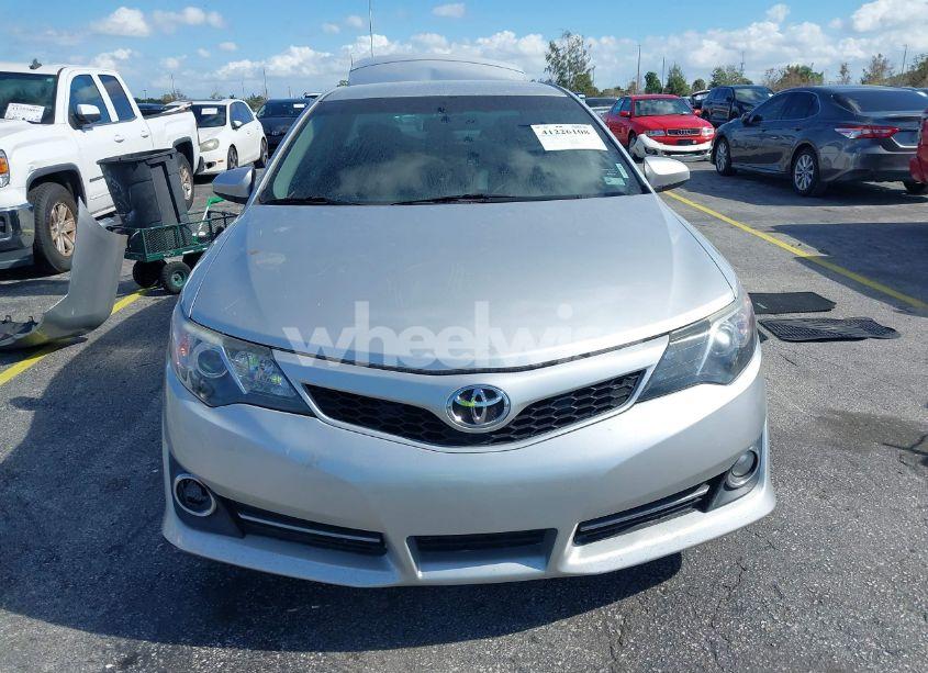 Photo 13 of 2013 Toyota Camry SE (VIN 4T1BF1FK5DU678808)