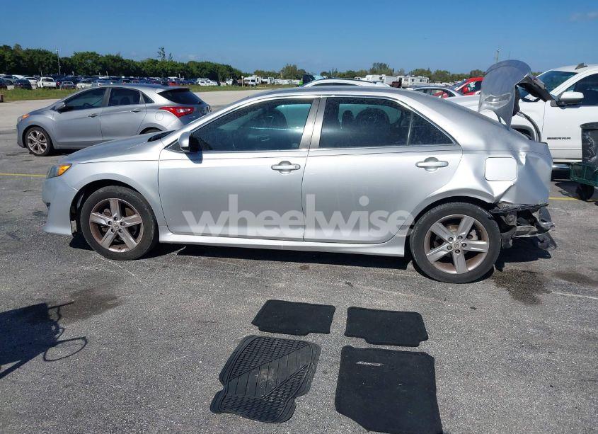 Photo 15 of 2013 Toyota Camry SE (VIN 4T1BF1FK5DU678808)