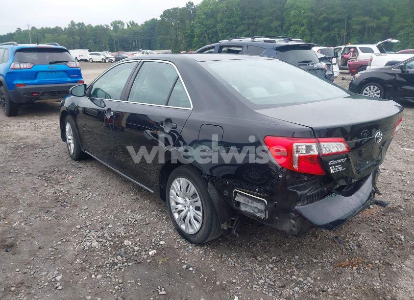 Photo 3 of 2013 Toyota Camry LE (VIN 4T1BF1FK5DU719759)