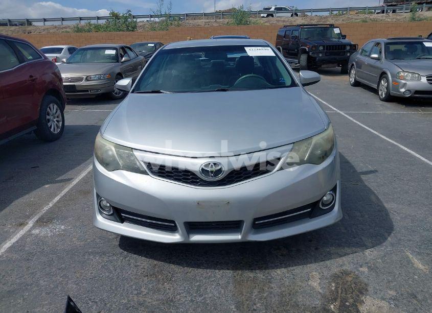 Photo 12 of 2014 Toyota Camry SE (VIN 4T1BF1FK5EU301056)