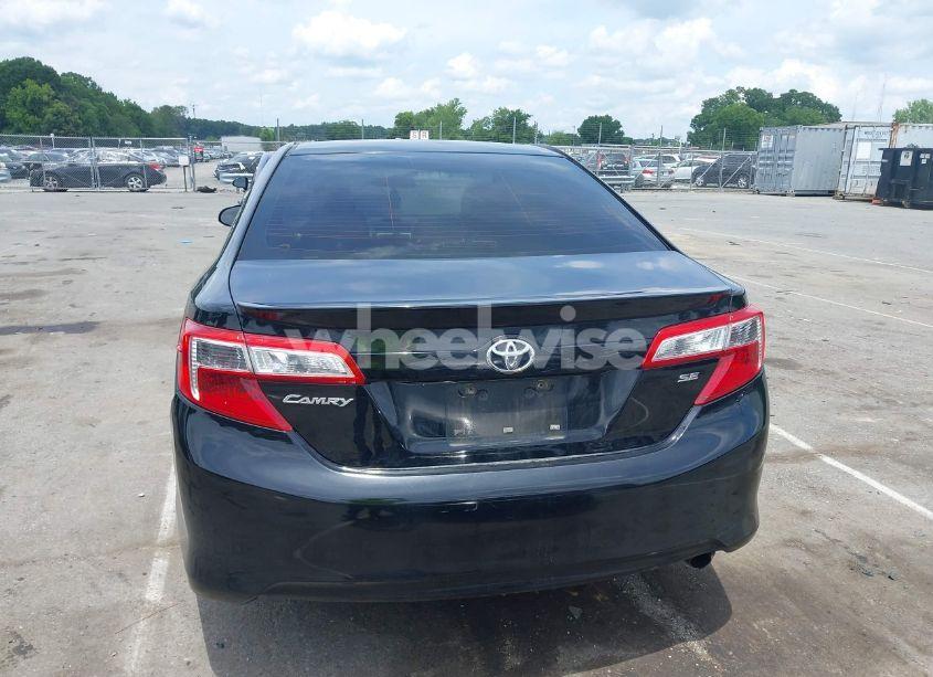 Photo 16 of 2014 Toyota Camry SE (VIN 4T1BF1FK5EU307035)