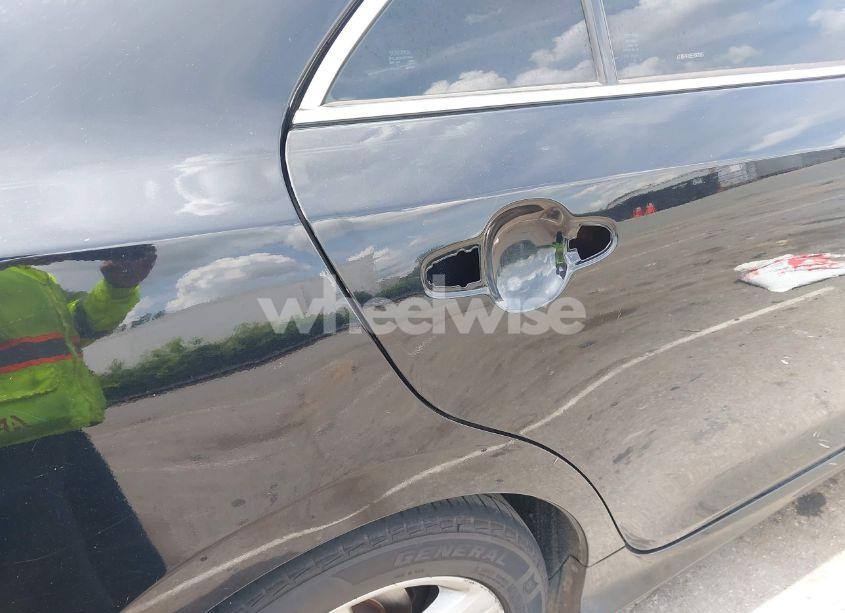 Photo 19 of 2014 Toyota Camry SE (VIN 4T1BF1FK5EU307035)