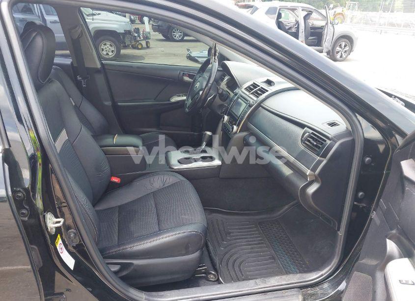 Photo 5 of 2014 Toyota Camry SE (VIN 4T1BF1FK5EU307035)