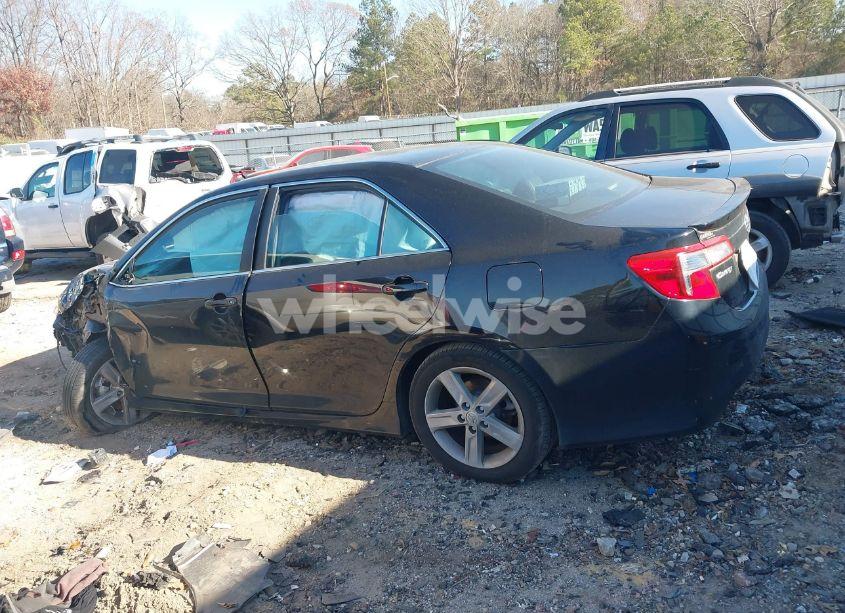 Photo 14 of 2014 Toyota Camry SE (VIN 4T1BF1FK5EU335093)