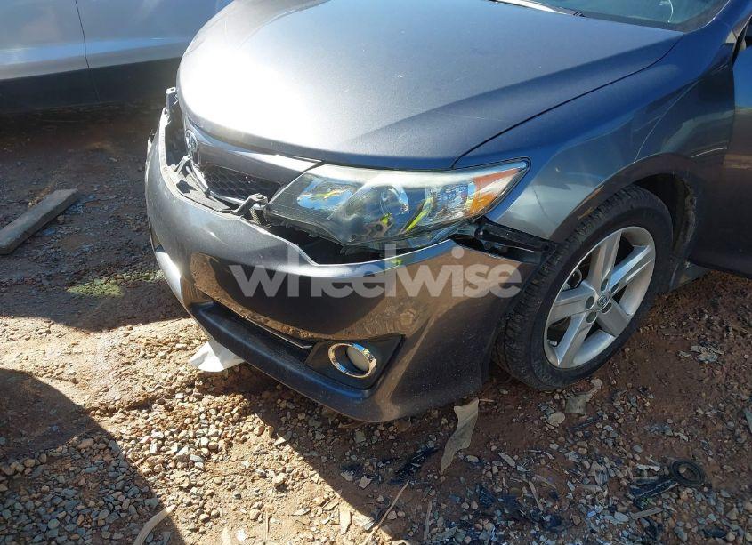 Photo 6 of 2014 Toyota Camry SE (VIN 4T1BF1FK5EU347079)