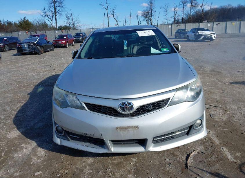 Photo 12 of 2014 Toyota Camry SE SPORT (VIN 4T1BF1FK5EU363315)